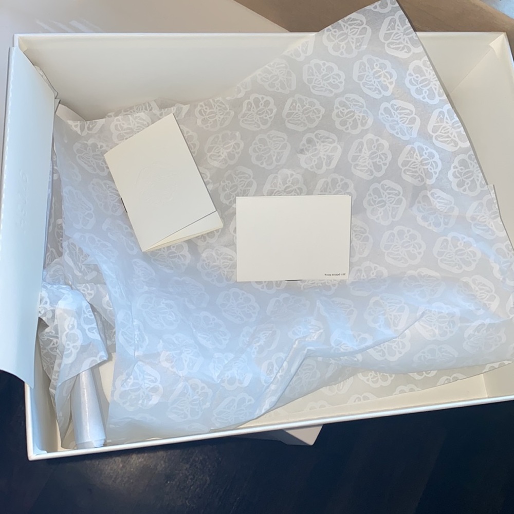 Box - Picture 3 of 3